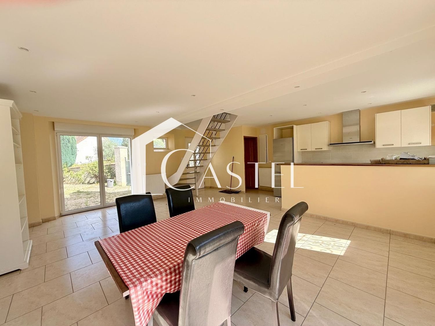 Maison à vendre, 91m², Orgeval