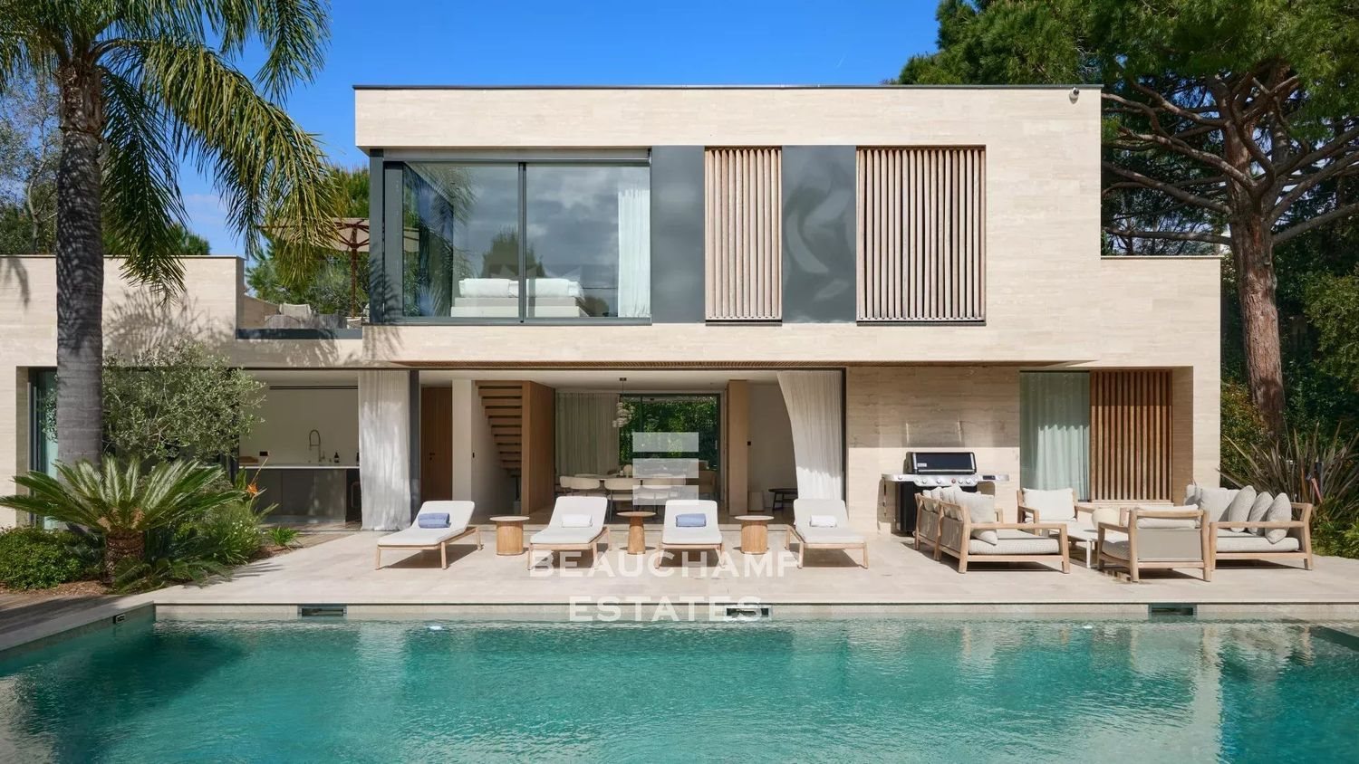 Maison à louer, 215m², Antibes