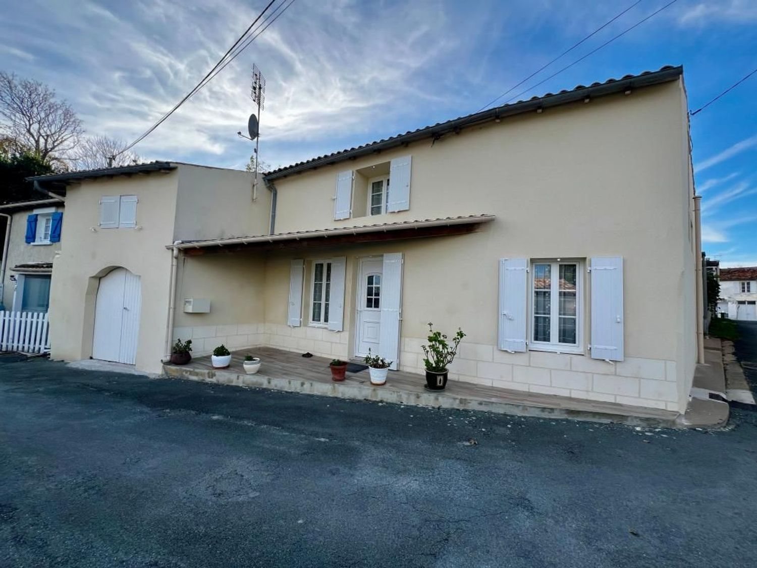 Maison à vendre, 130m², Mortagne-sur-Gironde