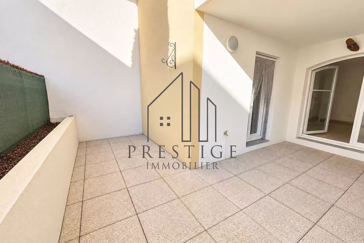 Appartement à vendre, 66m², Aubagne