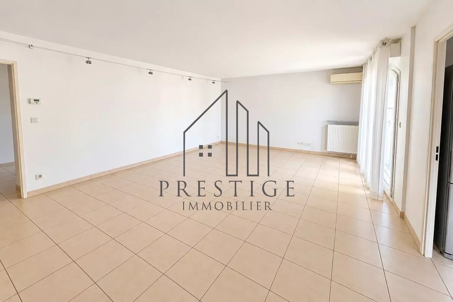 Appartement à vendre, 66m², Aubagne