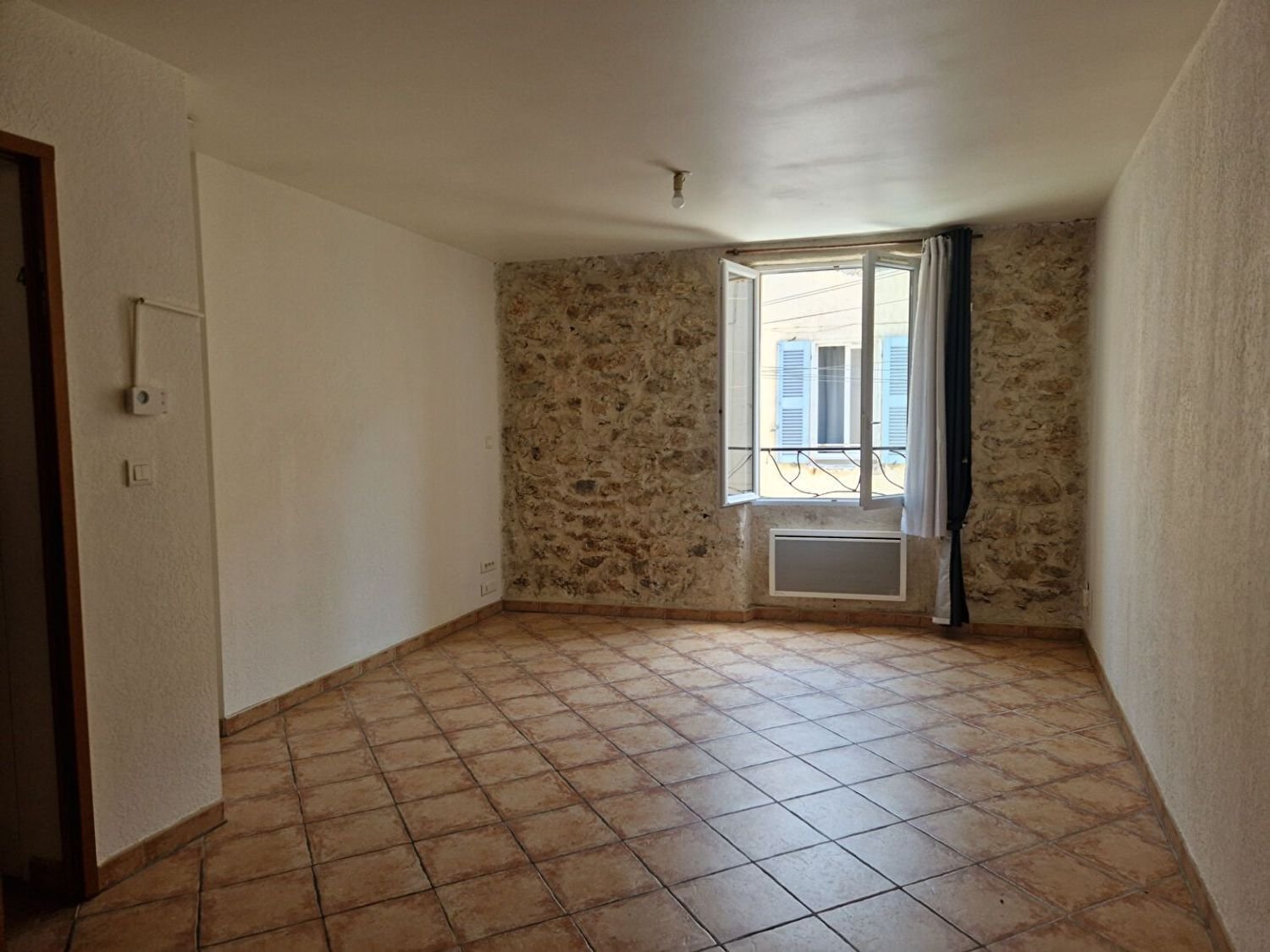 Appartement à louer, 29m², Forcalqueiret