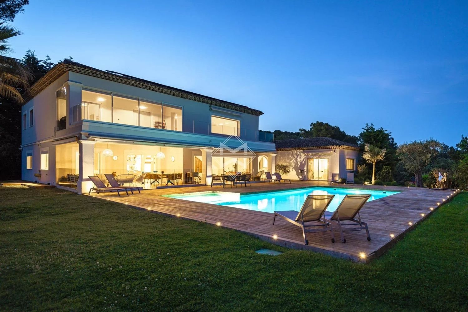 Maison à vendre, 434m², Roquefort-les-Pins