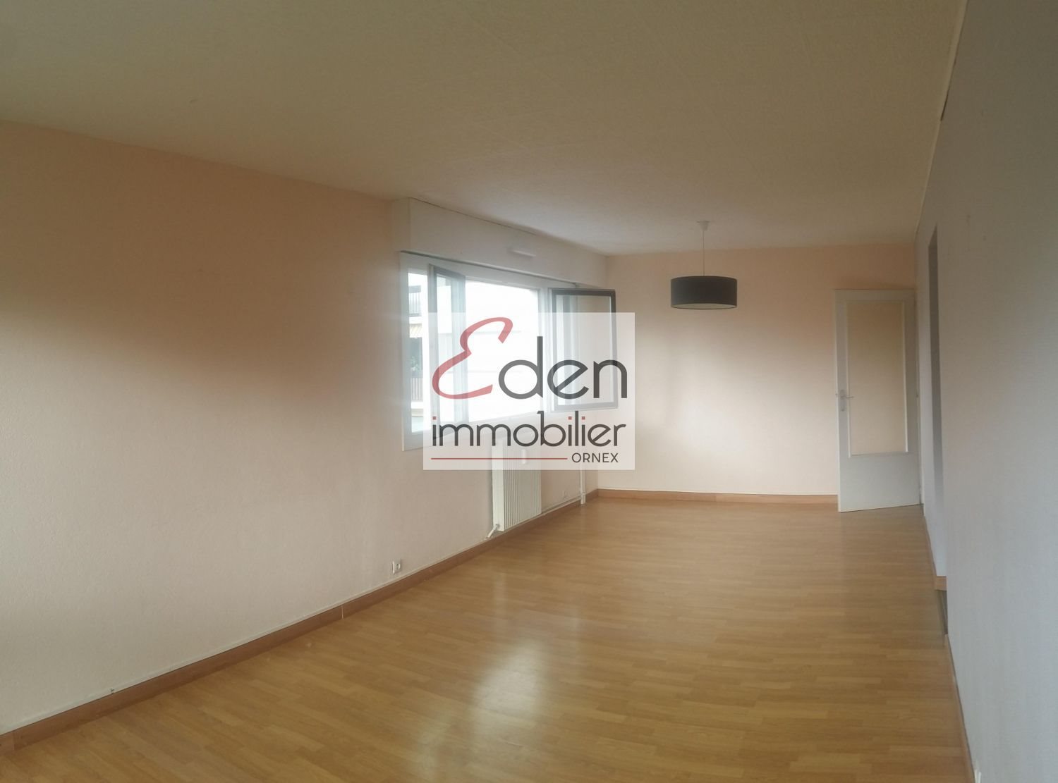 Appartement à louer, 48m², Gex