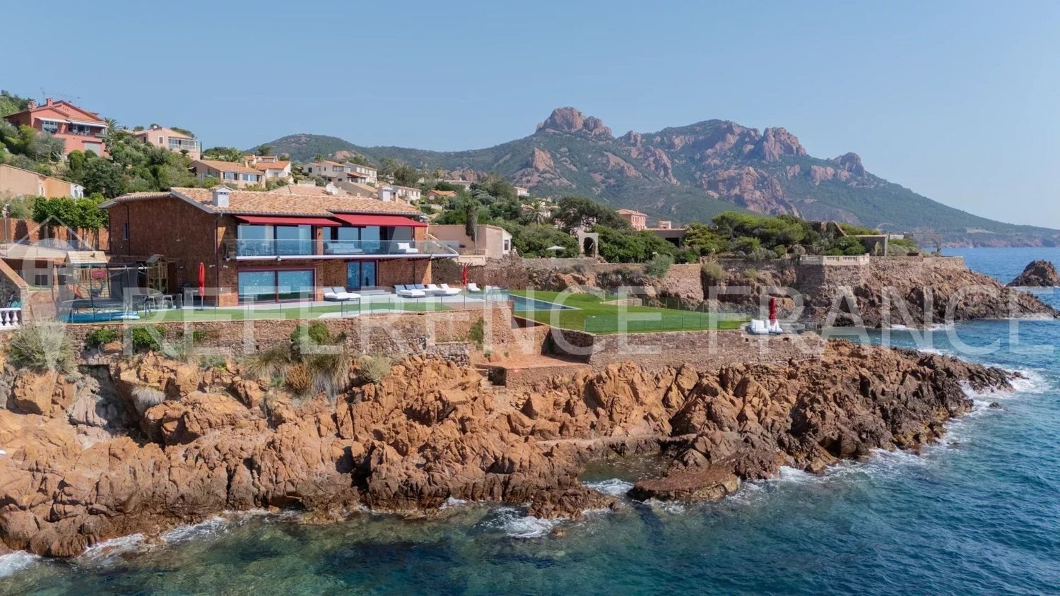 Maison à vendre, 350m², Théoule-sur-Mer