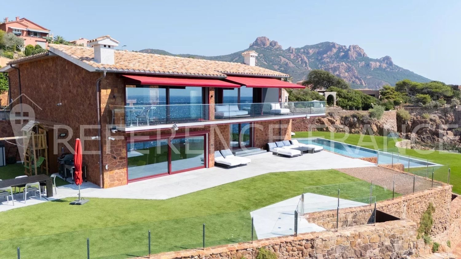 Maison à vendre, 350m², Théoule-sur-Mer