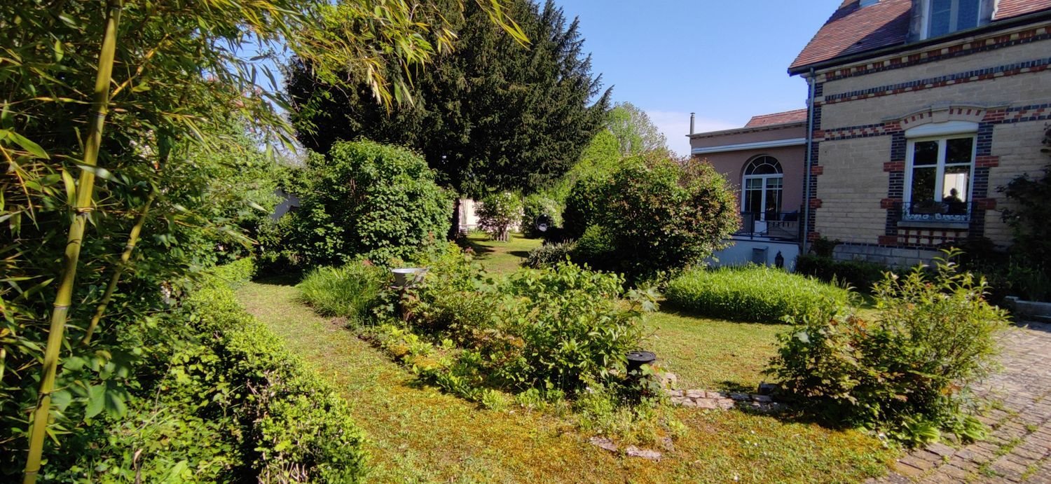 Maison à vendre, 250m², Bréviandes