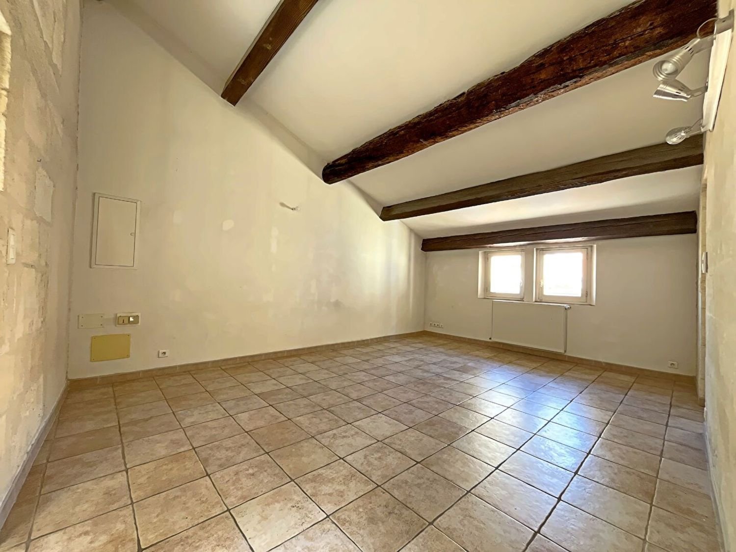 Appartement à louer, 87m², Arles