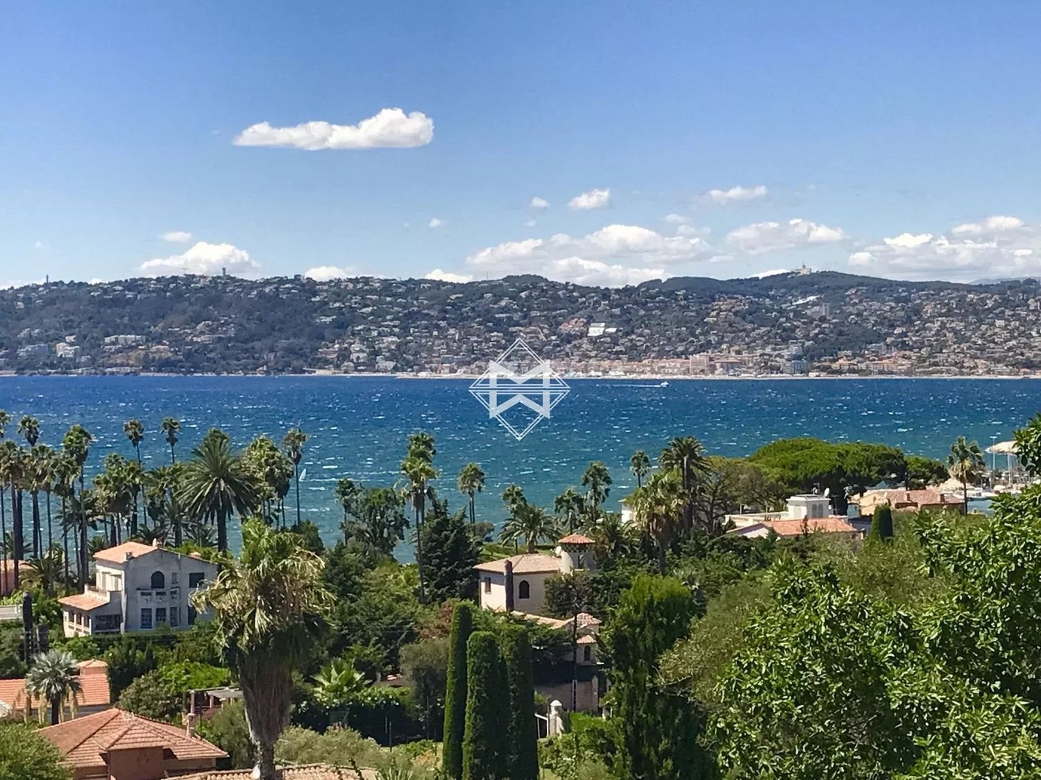Maison à louer, 420m², Antibes
