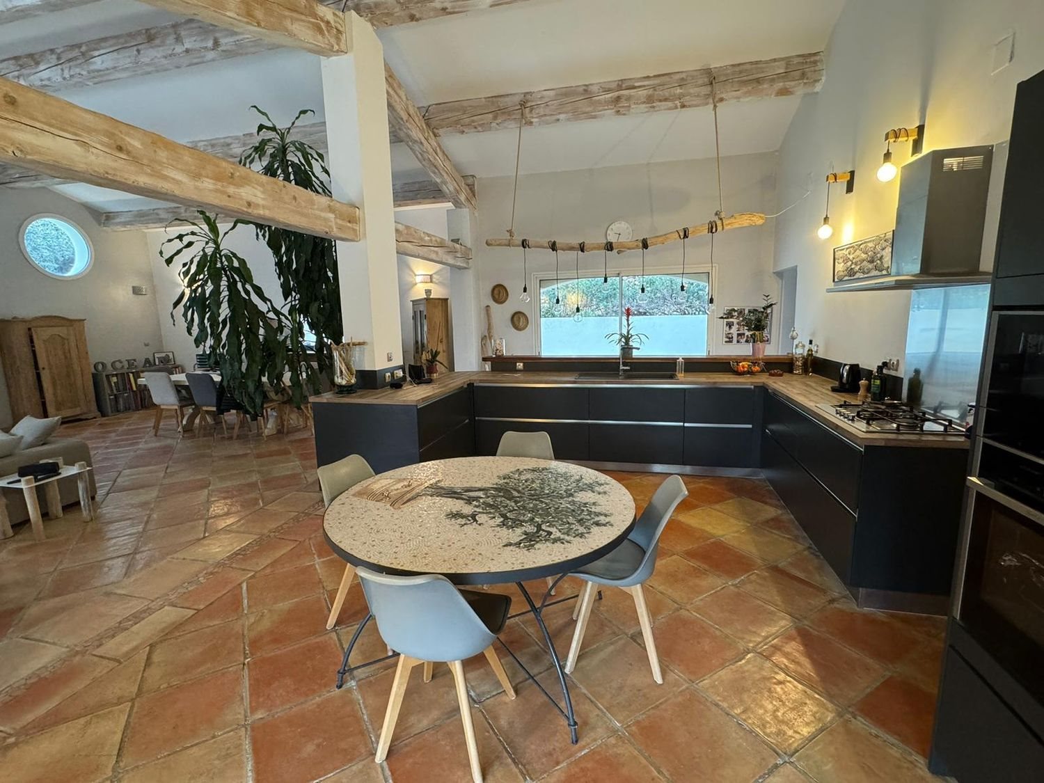 Maison à vendre, 217m², Roquevaire
