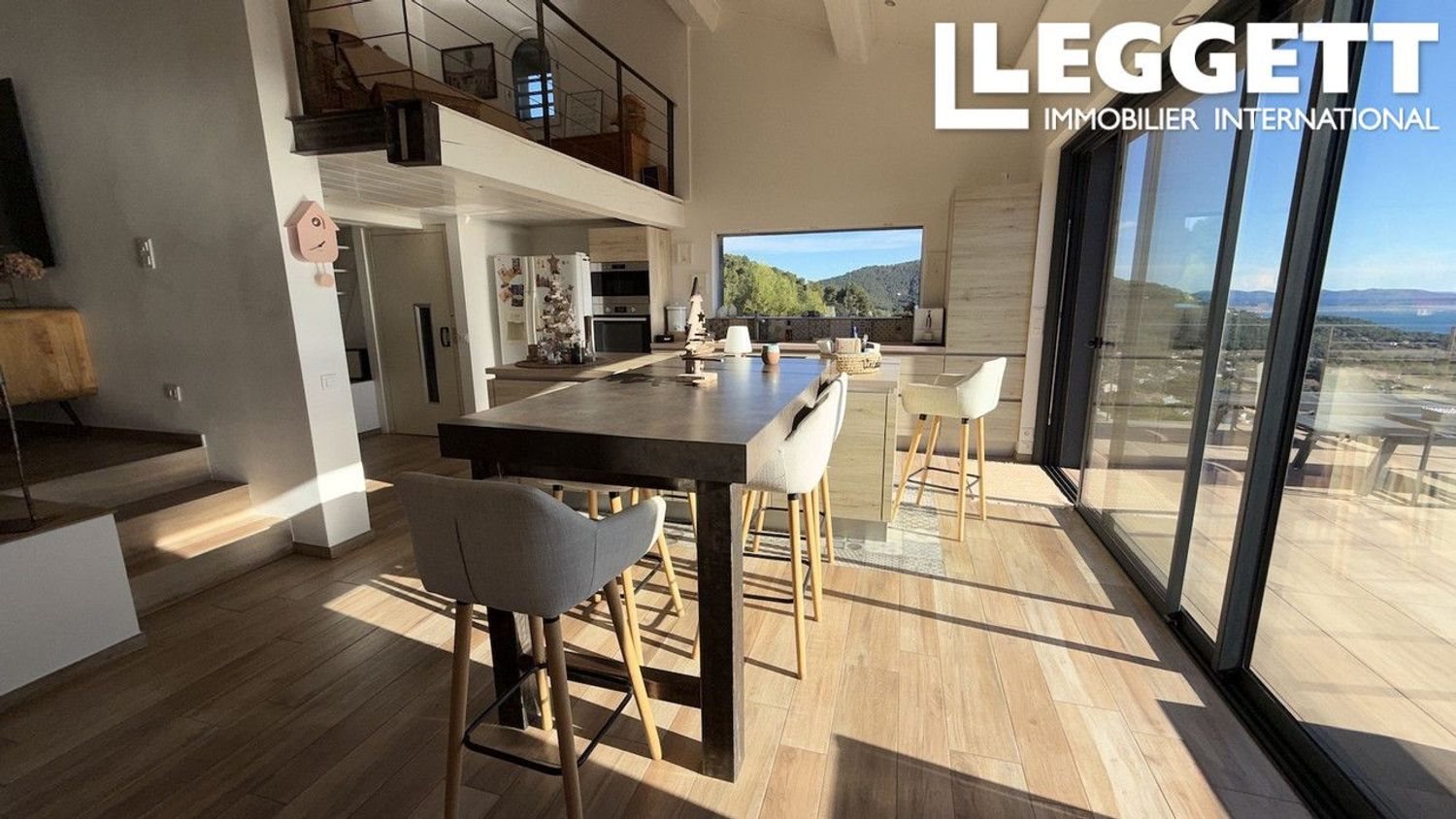 Maison à vendre, 162m², Carqueiranne