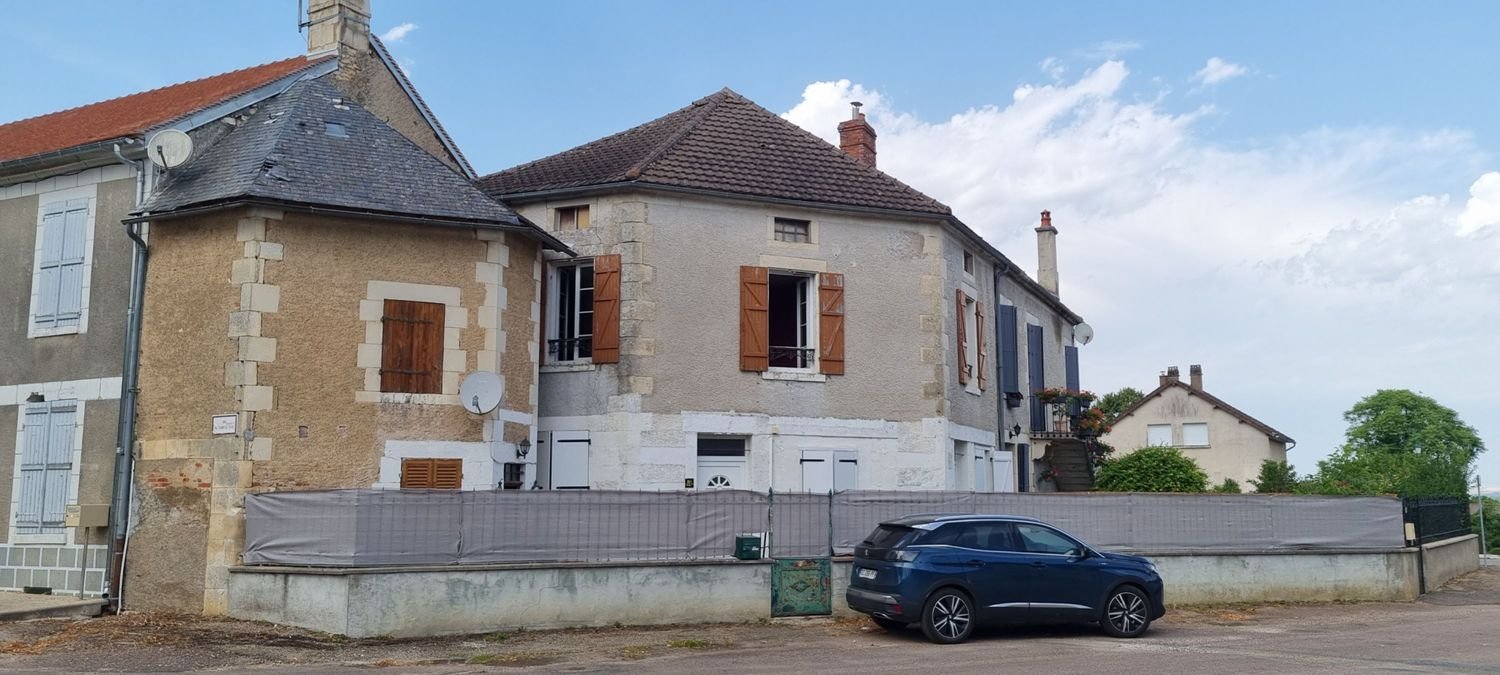 Maison à vendre, 102m², Étais-la-Sauvin