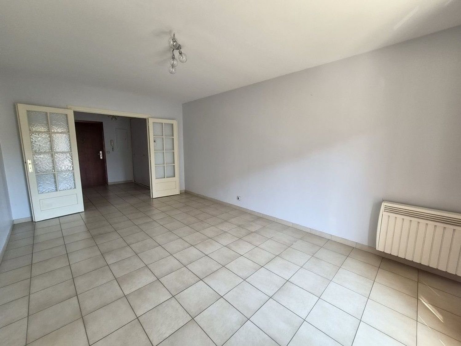 Appartement à louer, 84m², Roussillon
