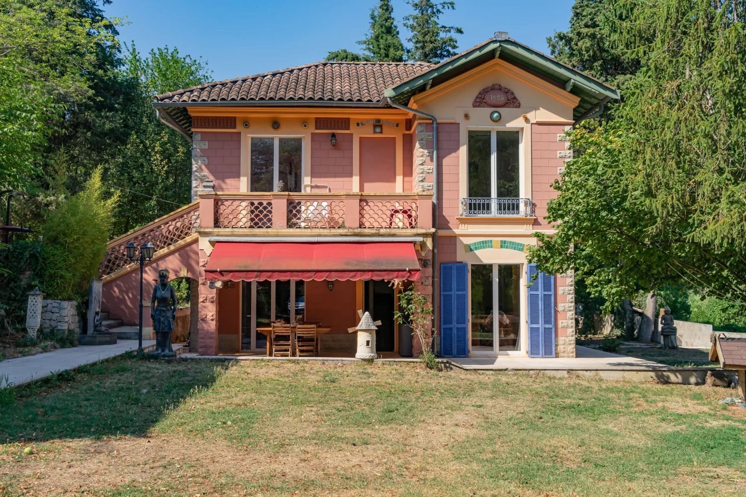 Maison à vendre, 140m², Contes