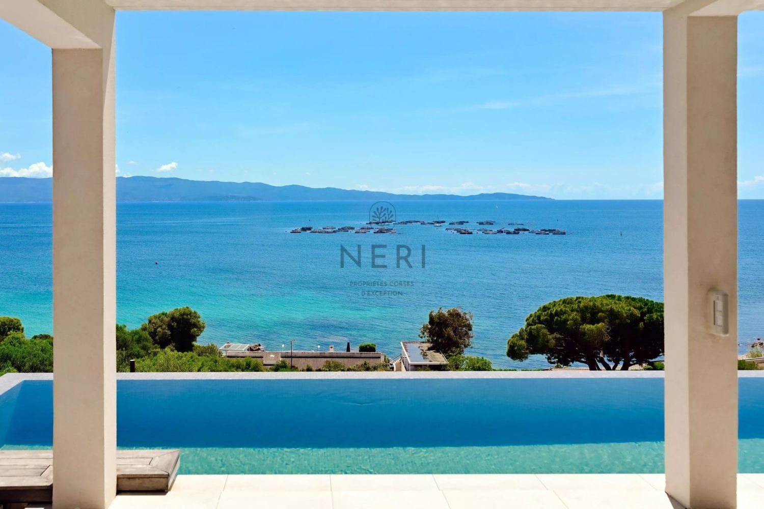 Maison à louer, 247m², Ajaccio