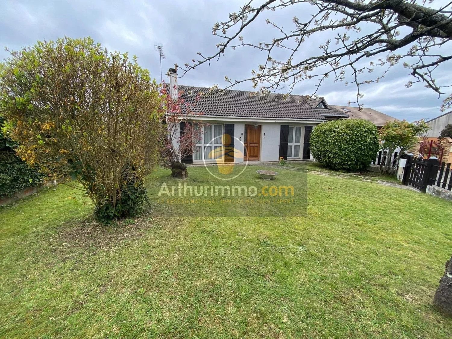 Maison à vendre, 97m², Fontenay-Trésigny