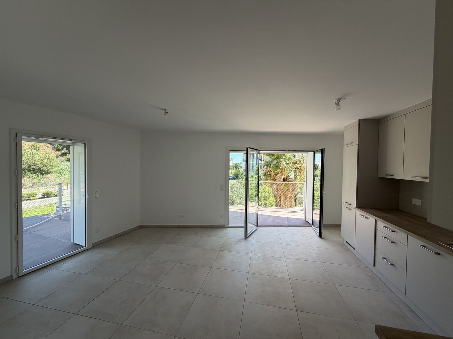 Appartement à louer, 61m², Nice