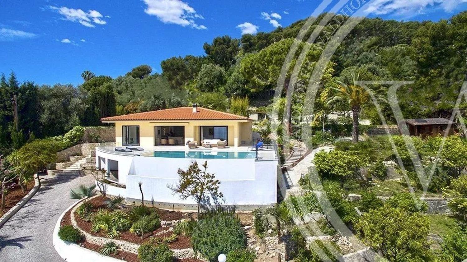 Maison à louer, 180m², Roquebrune-Cap-Martin