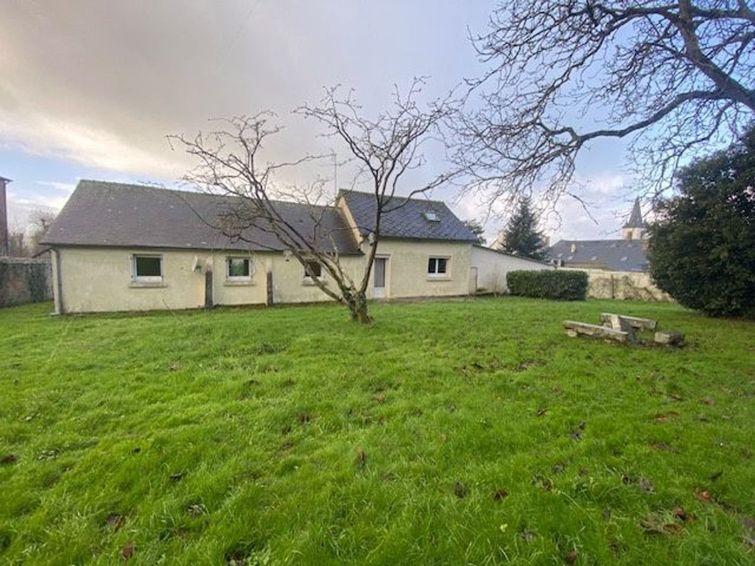 Maison à vendre, 98m², Saint-Etienne-du-Gué-de-l'Isle