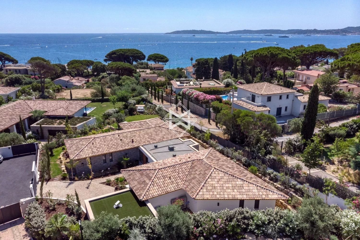 Maison à louer, 251m², Sainte-Maxime