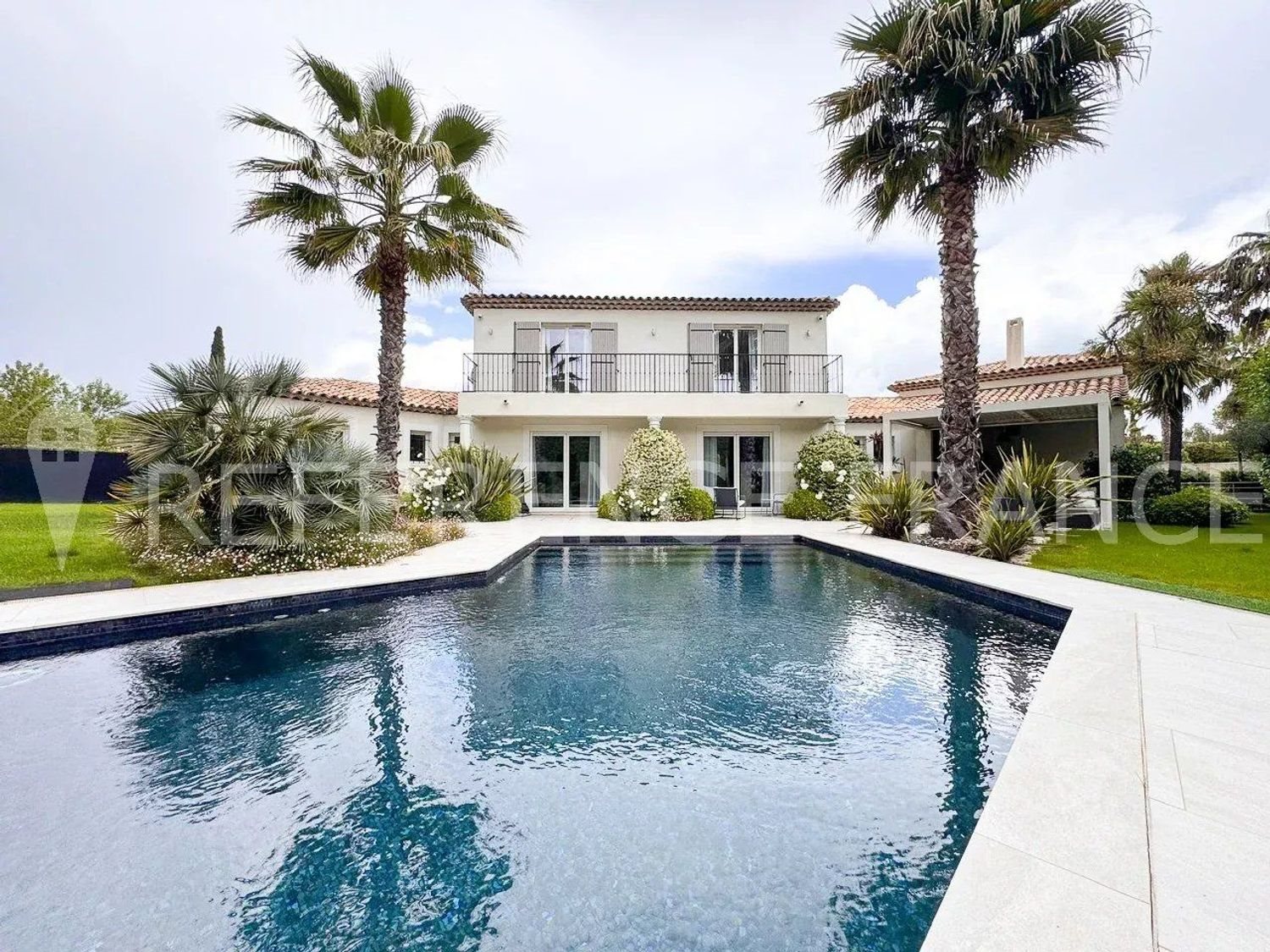 Maison à louer, 250m², Mougins