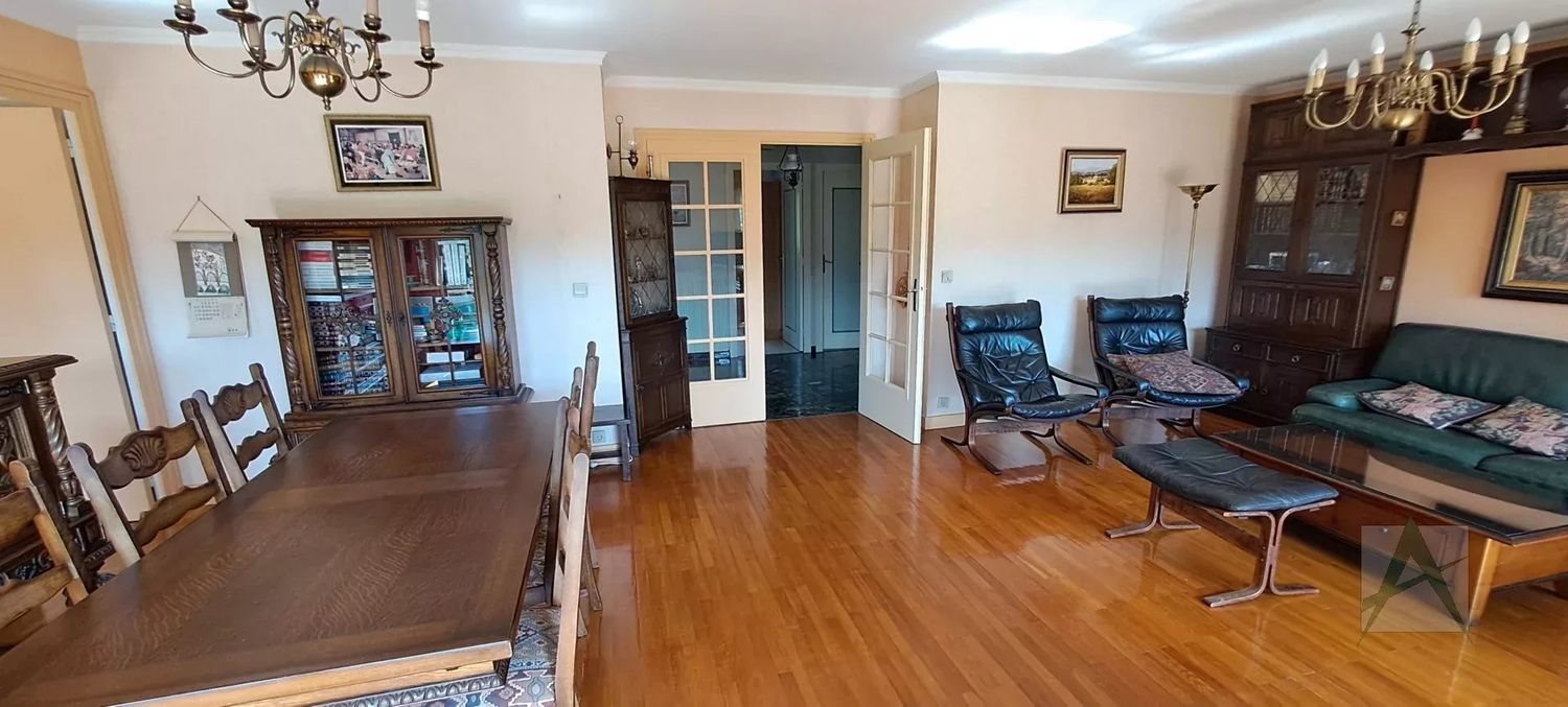 Appartement à vendre, 103m², Saint-Cassin
