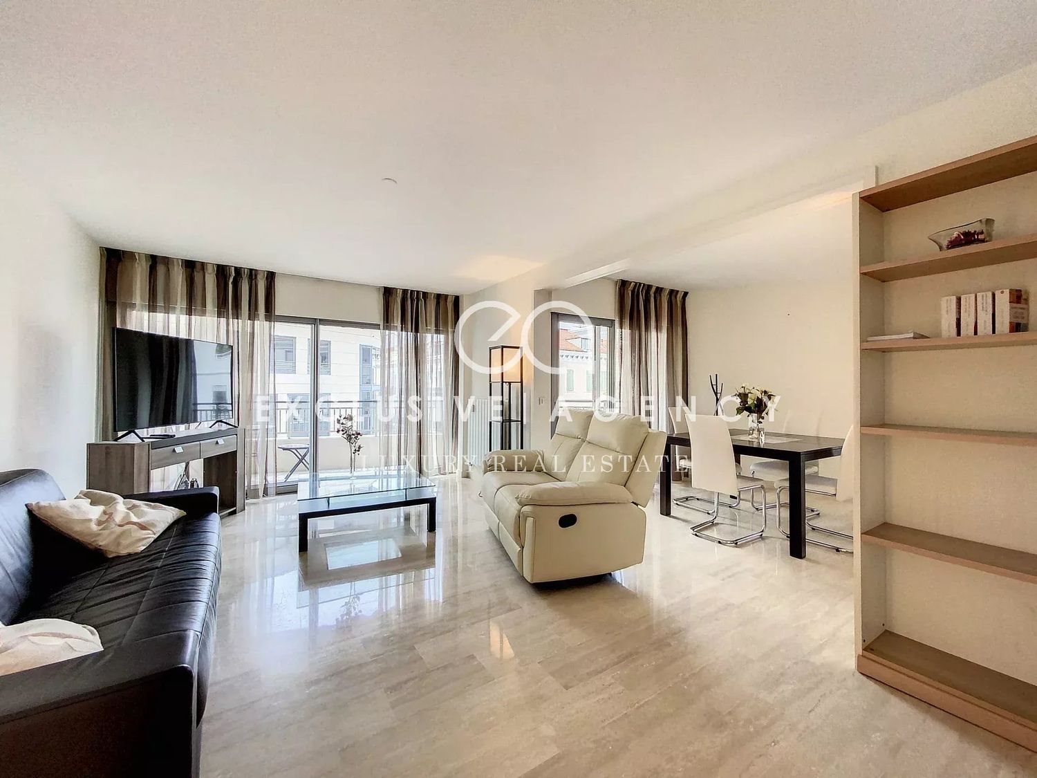 Appartement à louer, 111m², Cannes