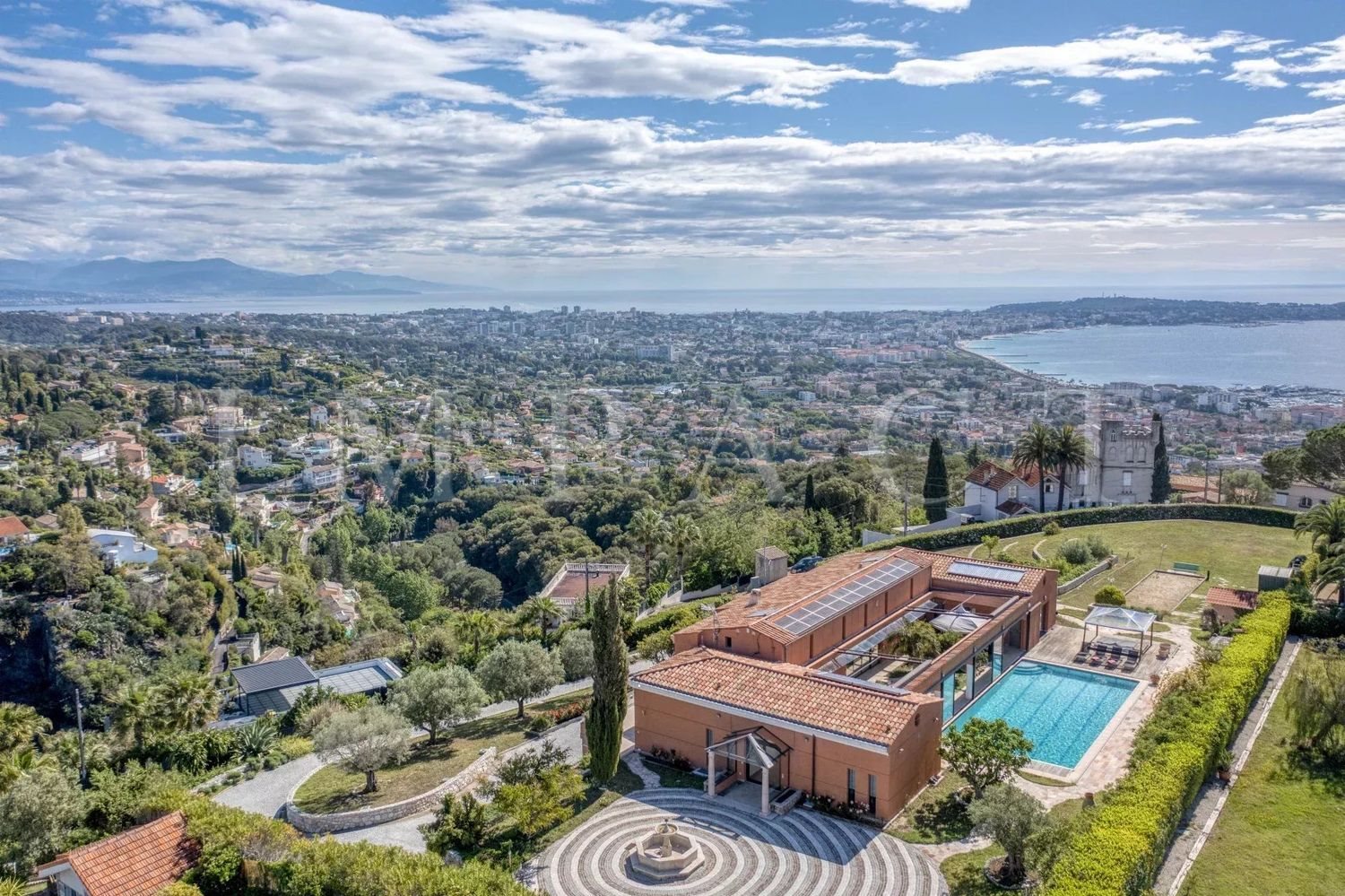 Maison à vendre, 410m², Vallauris
