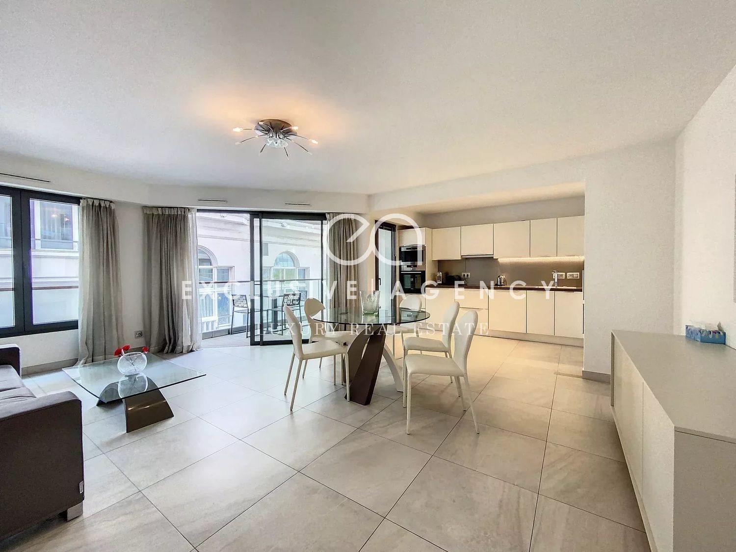 Appartement à louer, 71m², Cannes