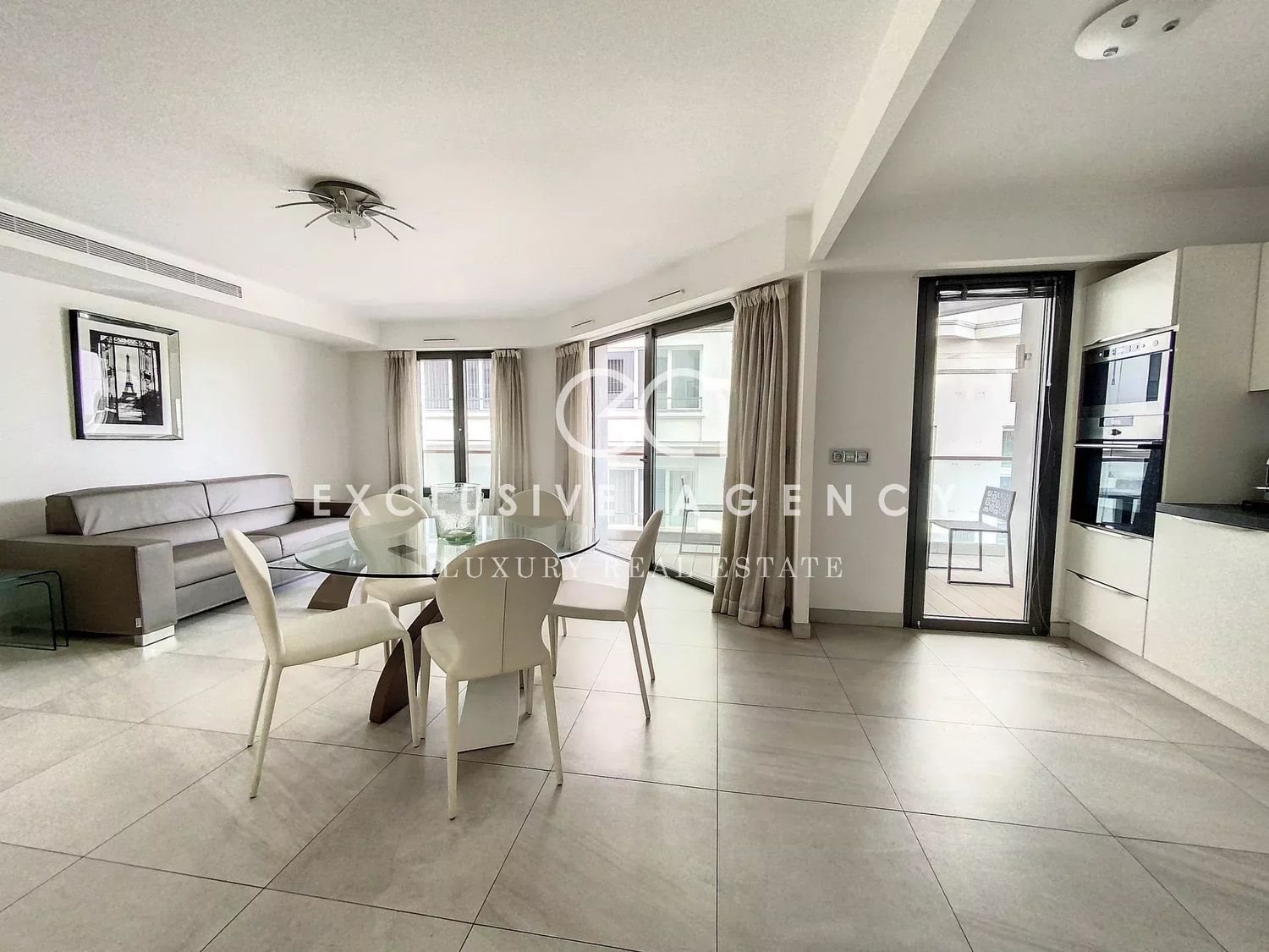 Appartement à louer, 71m², Cannes