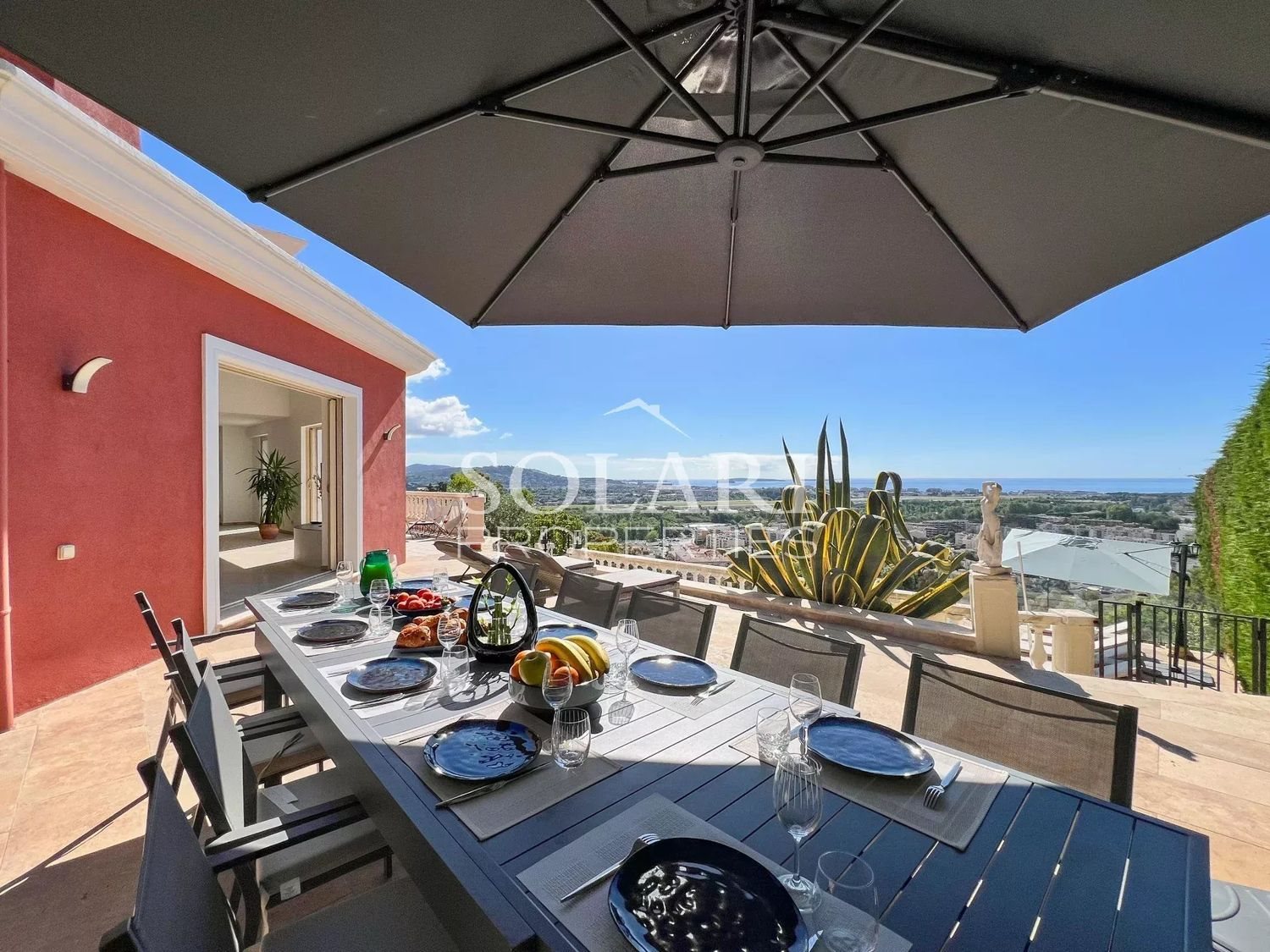 Maison à louer, 250m², Mandelieu-la-Napoule