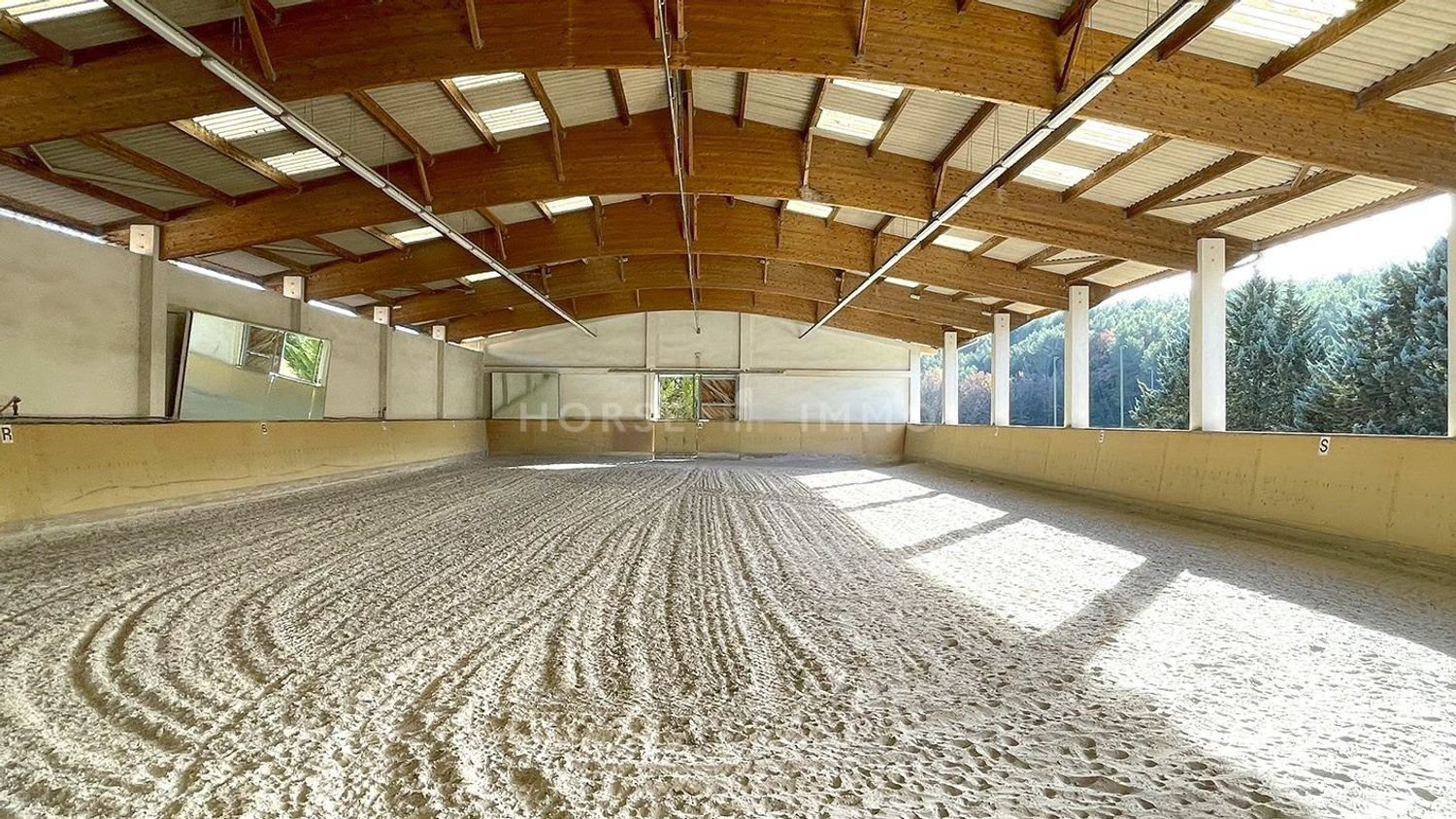 Maison à vendre, 230m², Figanières