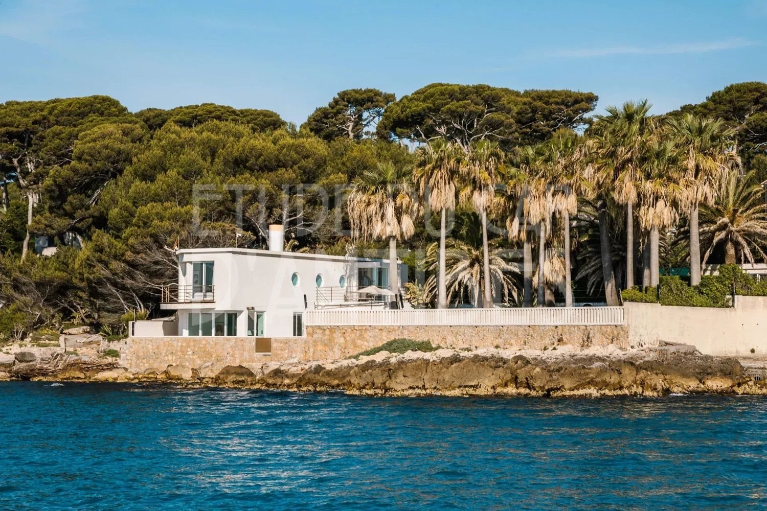 Maison à louer, 280m², Antibes