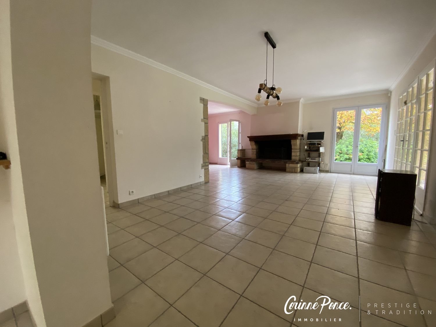 Maison à vendre, 217m², Marguerittes