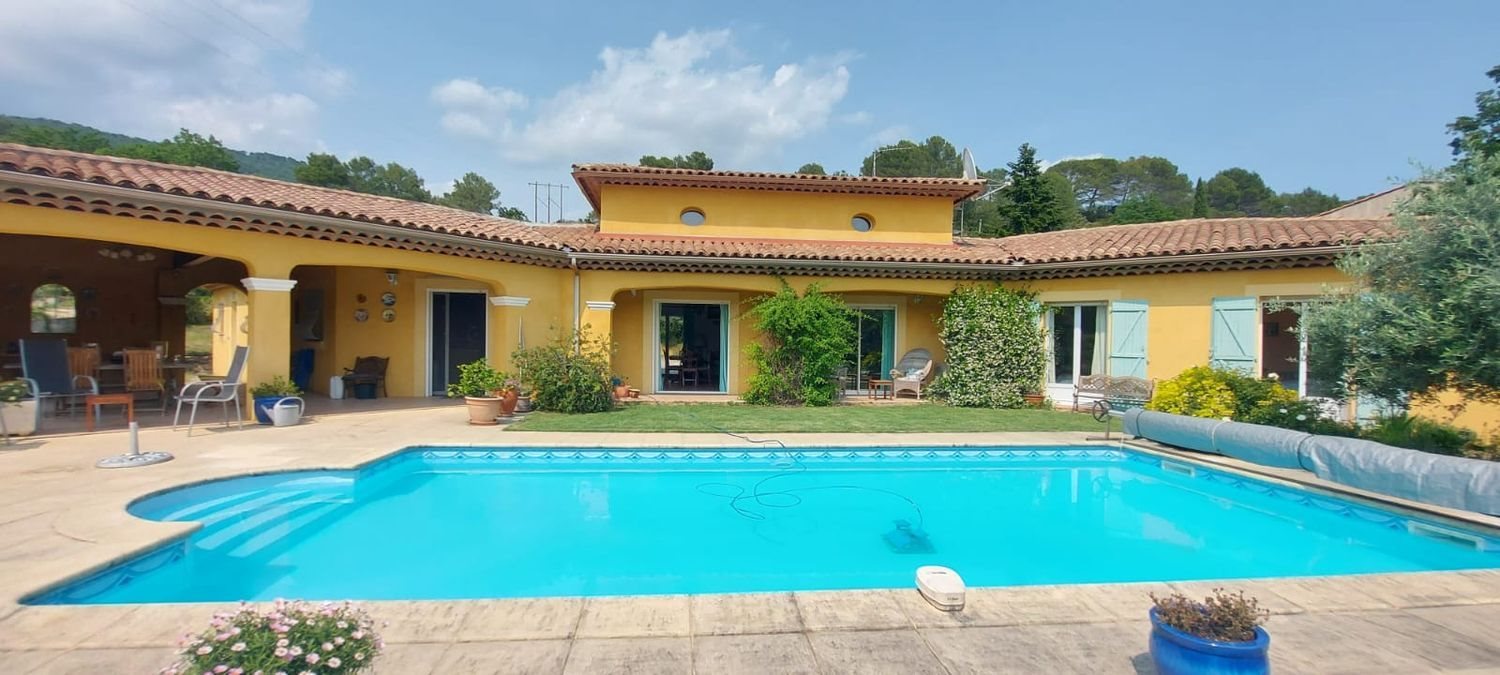 Maison à vendre, 170m², Figanières
