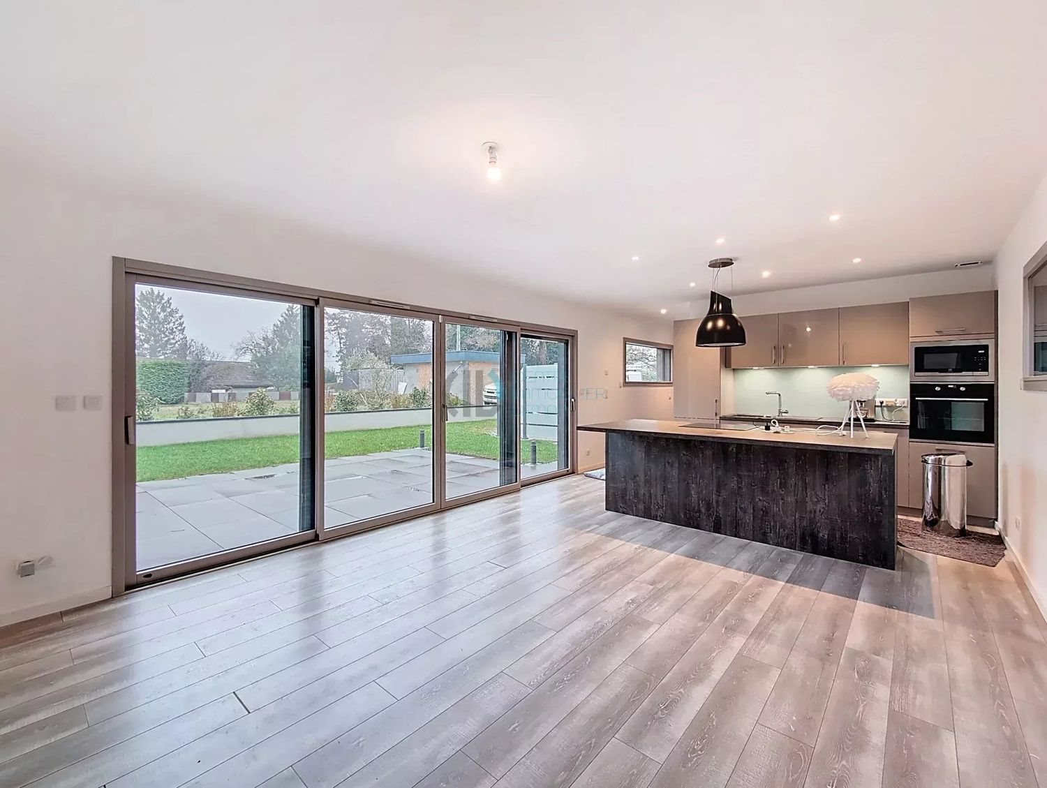 Maison à vendre, 122m², Vétraz-Monthoux
