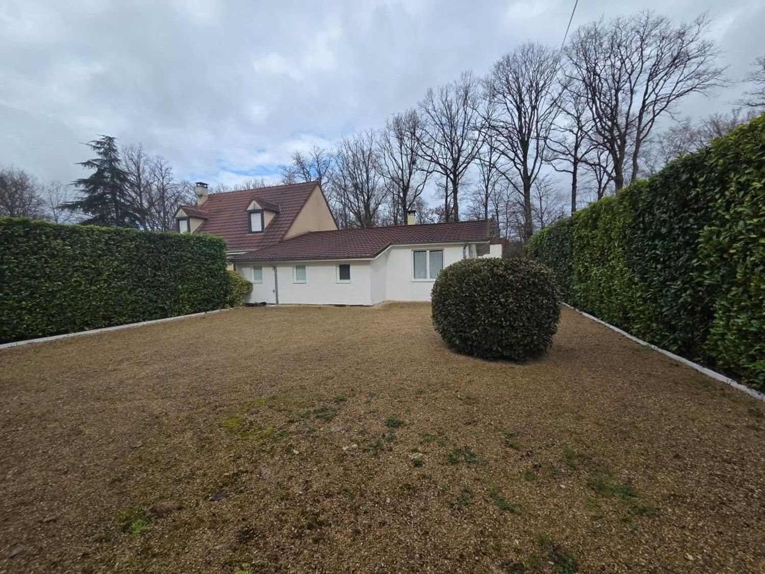 Maison à louer, 114m², Bazoches-sur-le-Betz