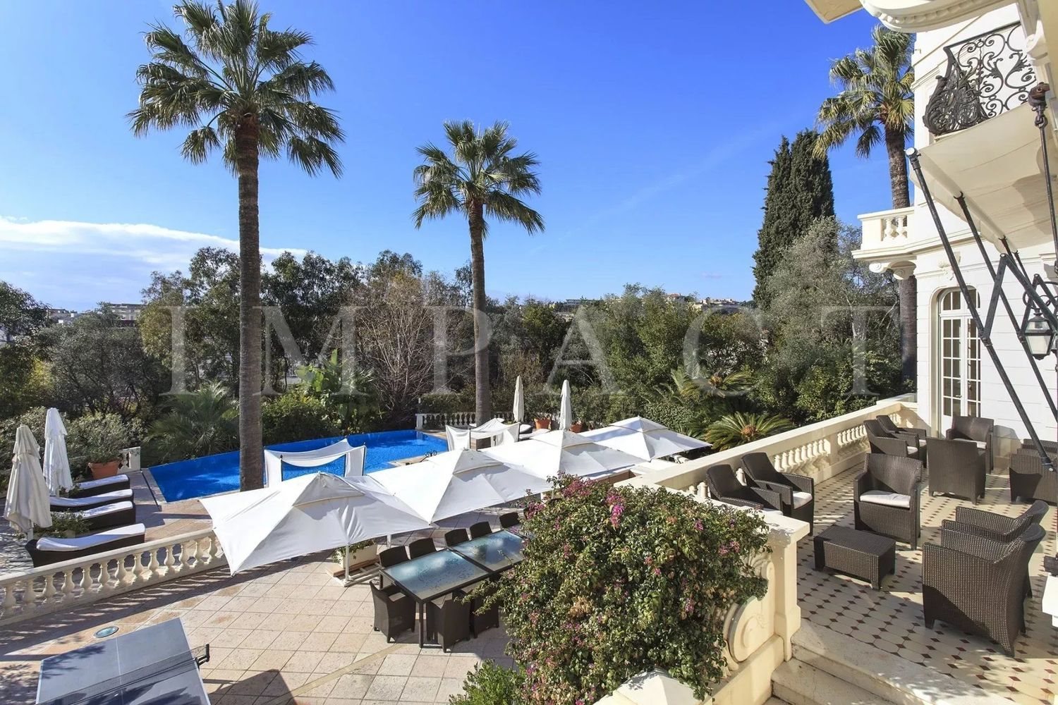 Maison à louer, 800m², Cannes