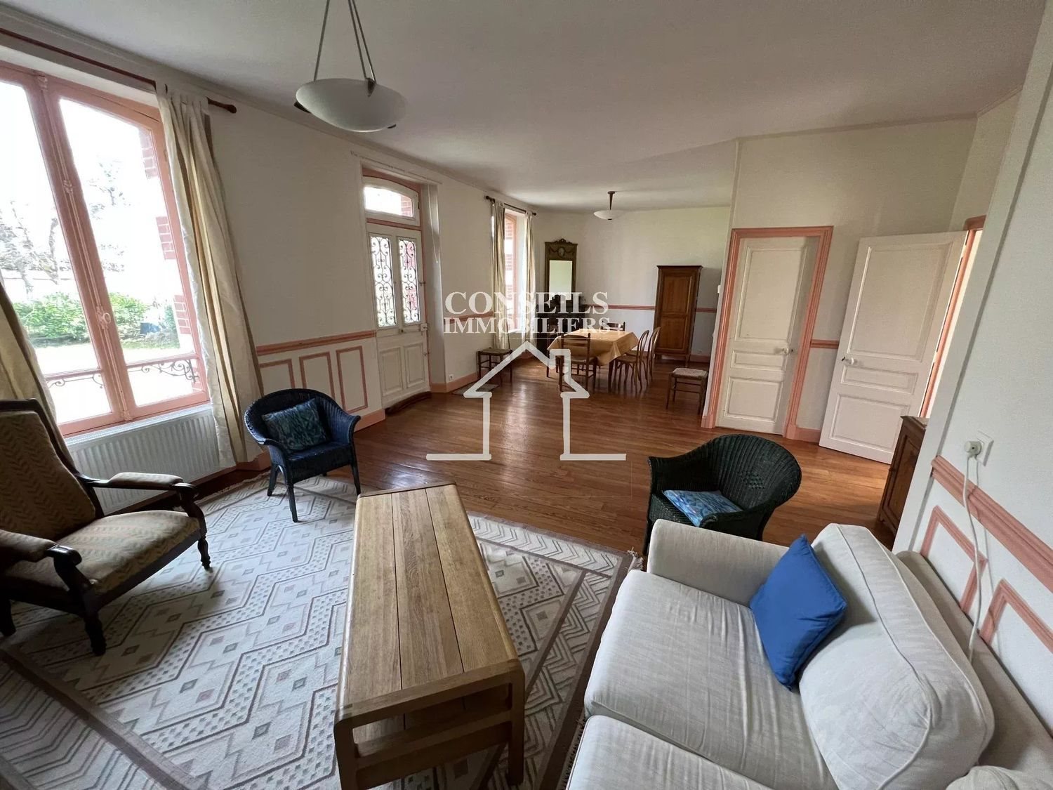 Maison à vendre, 130m², Villeneuve-sur-Yonne