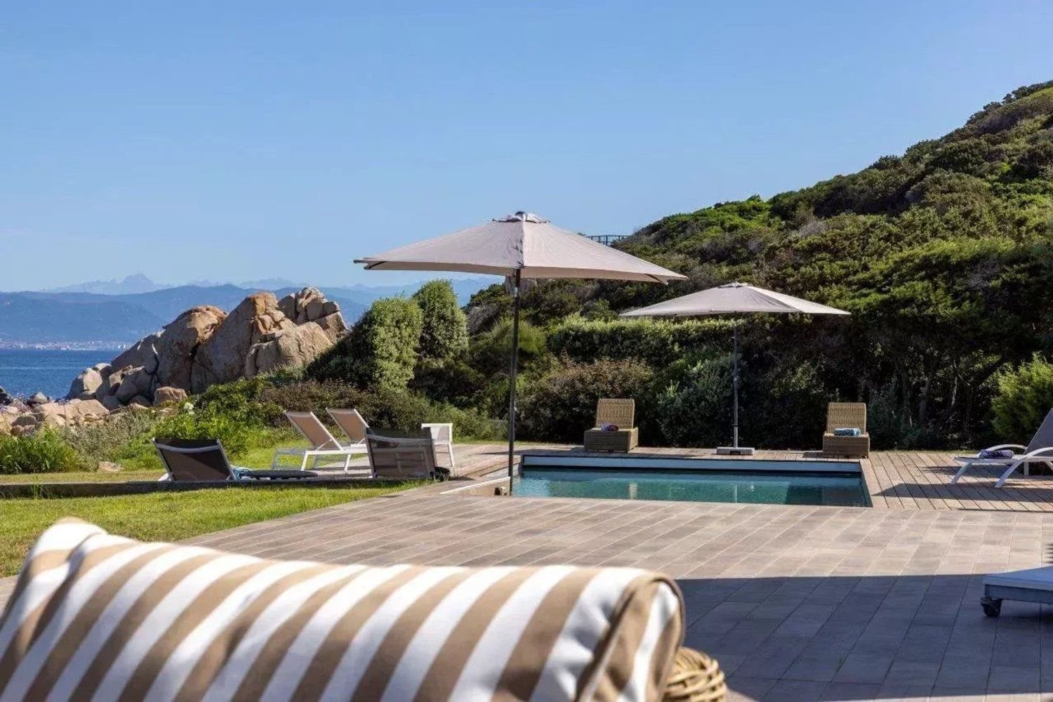 Maison à louer, 330m², Coti-Chiavari