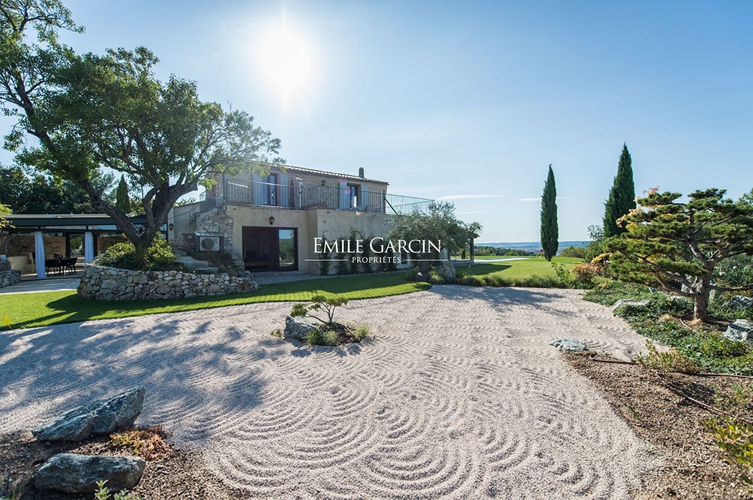 Maison à louer, 240m², Meyreuil