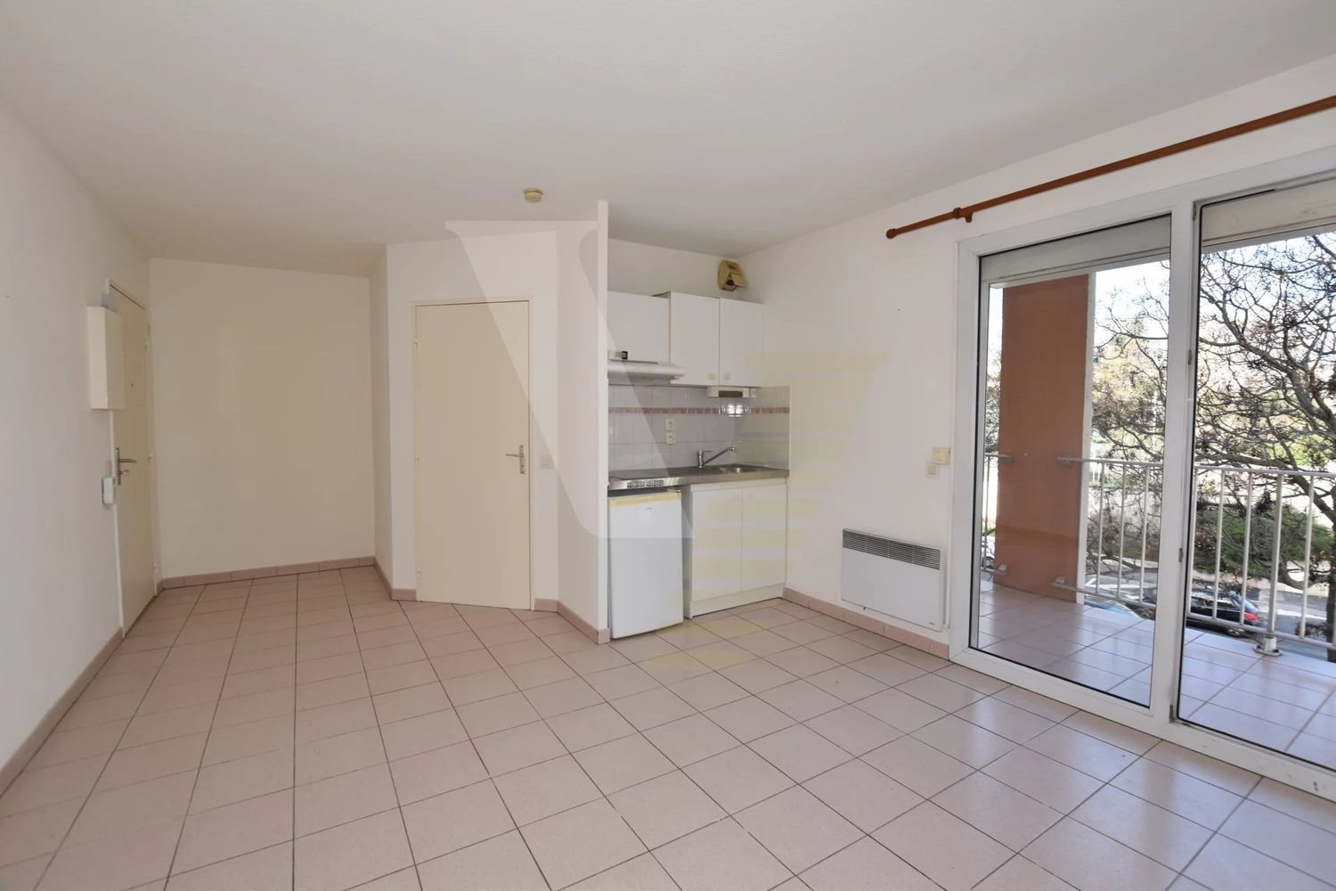 Appartement à louer, 22m², Béziers