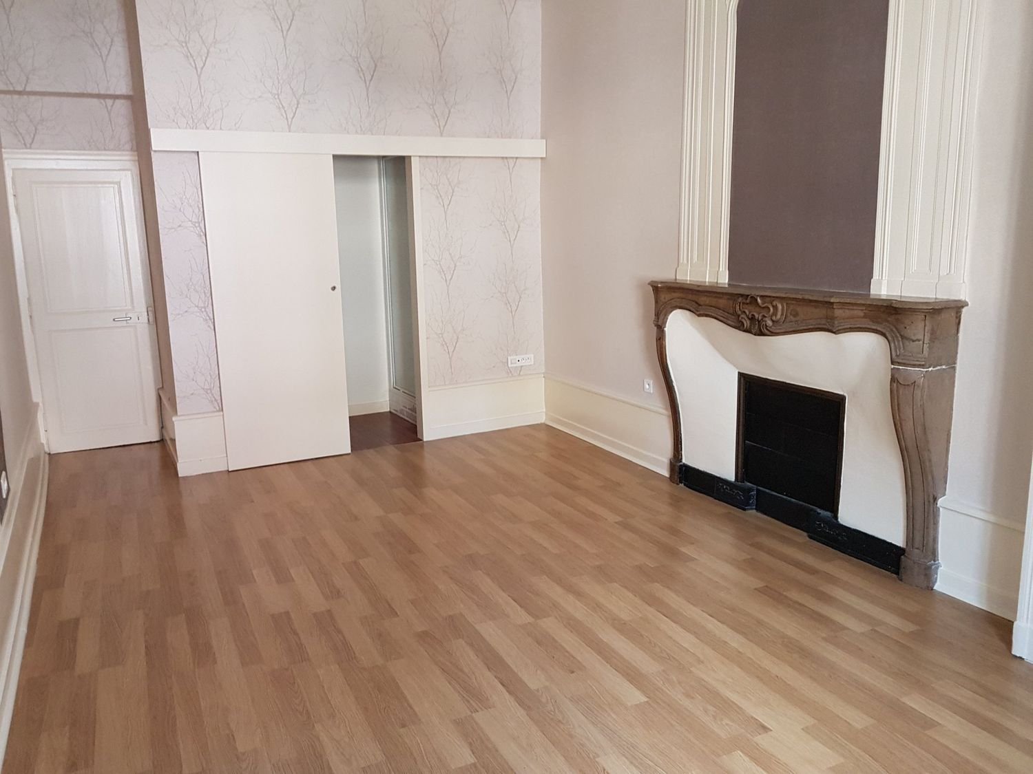 Appartement à louer, 154m², Belley