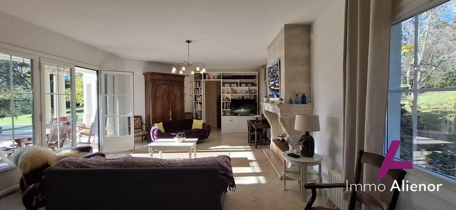 Maison à vendre, 140m², Carignan-de-Bordeaux