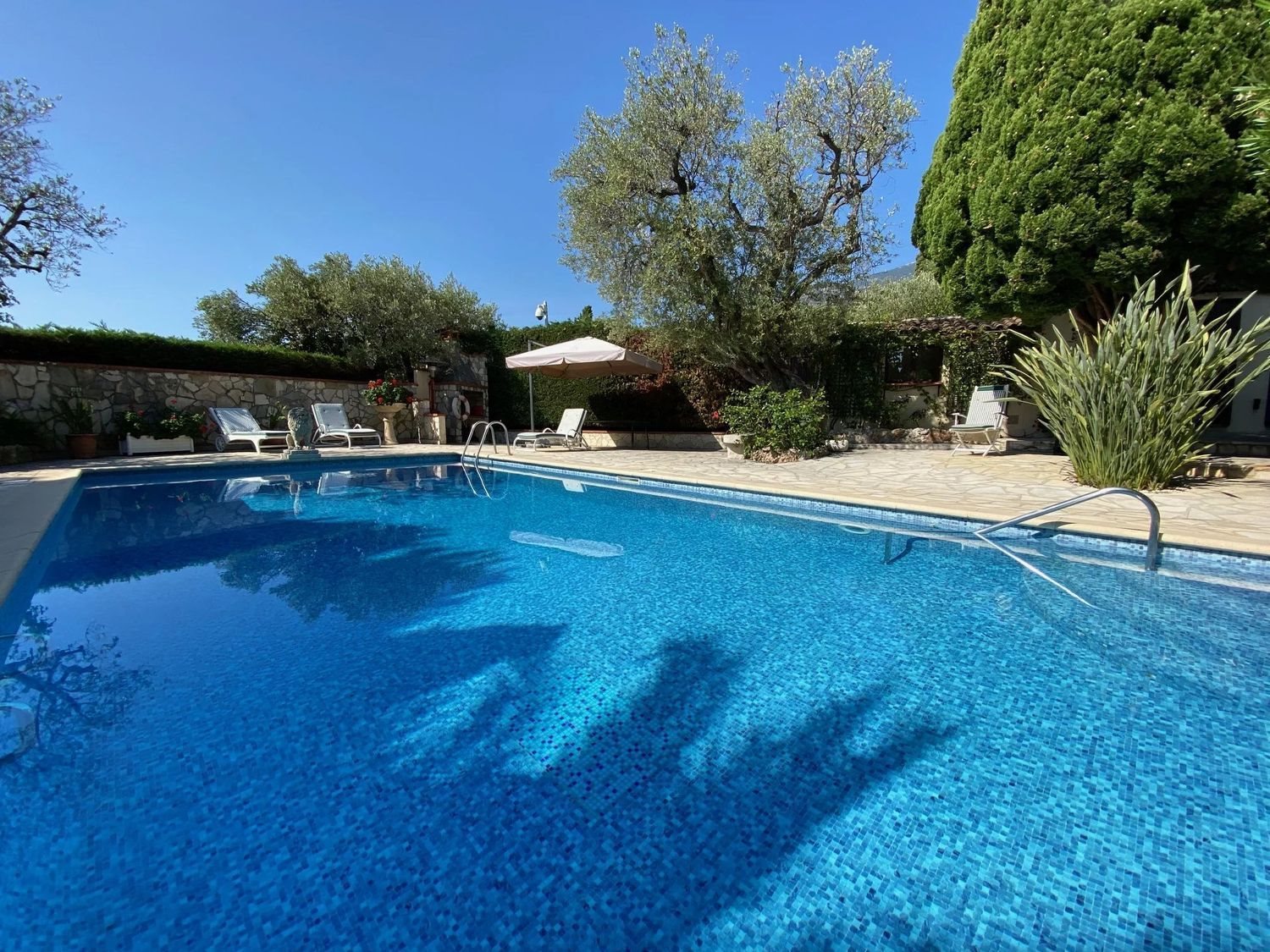 Maison à vendre, 450m², Roquebrune-Cap-Martin