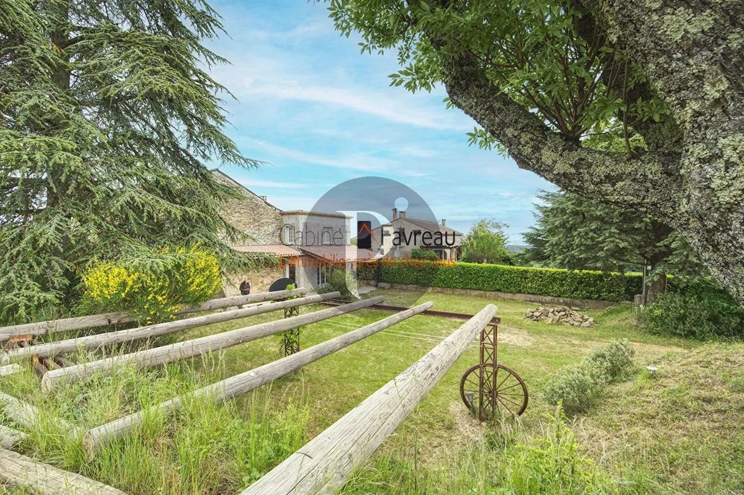 Maison à vendre, 610m², Saint-Michel-d'Euzet