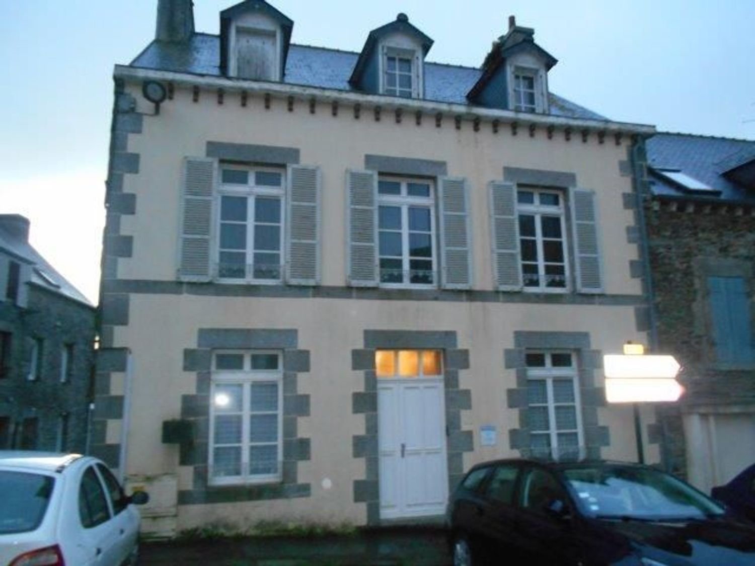 Maison à vendre, 178m², Uzel