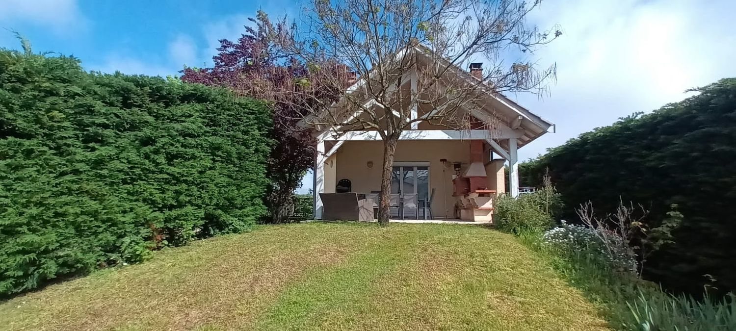 Maison à vendre, 121m², Crémieu