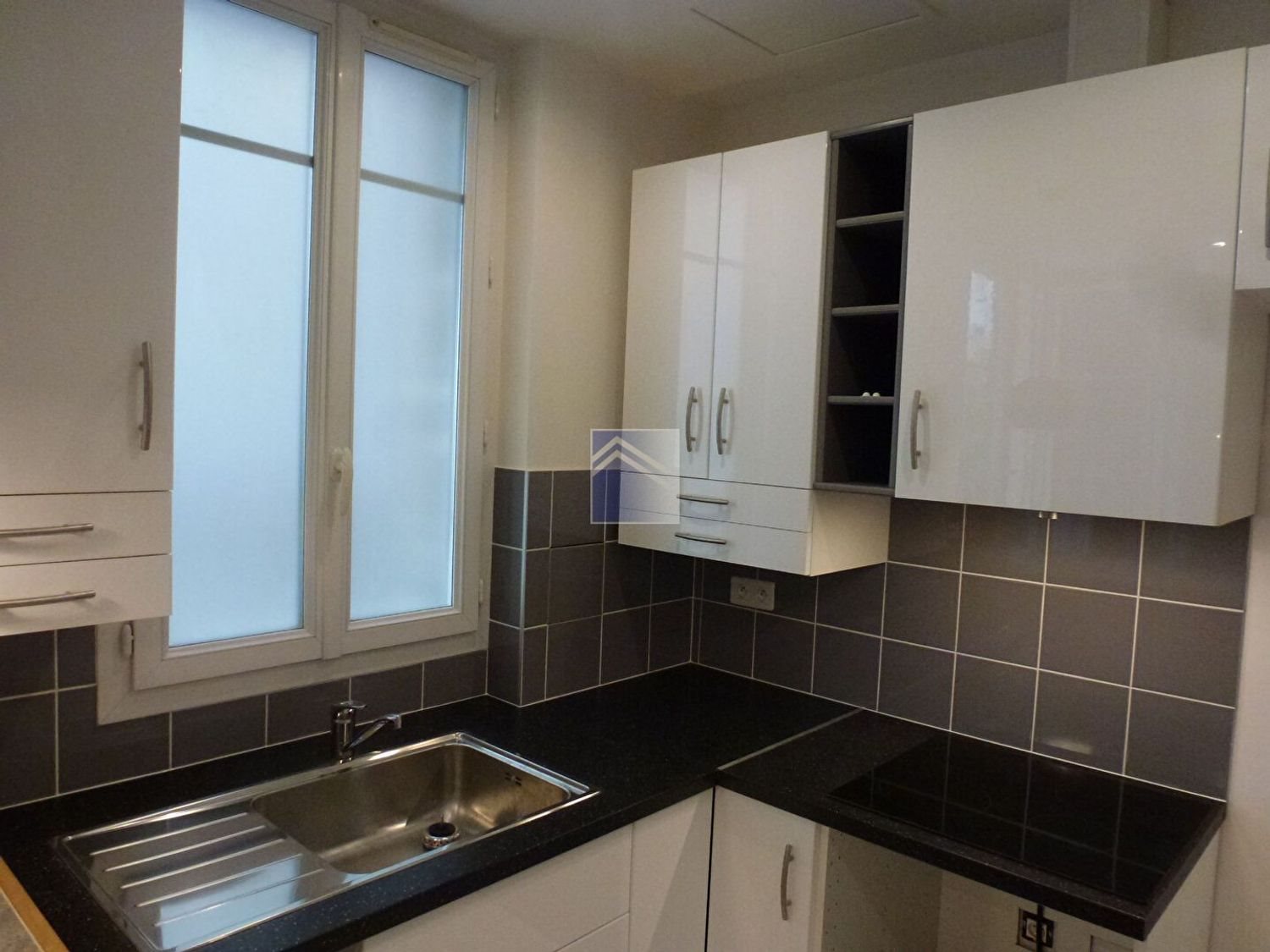 Appartement à louer, 43m², Courbevoie