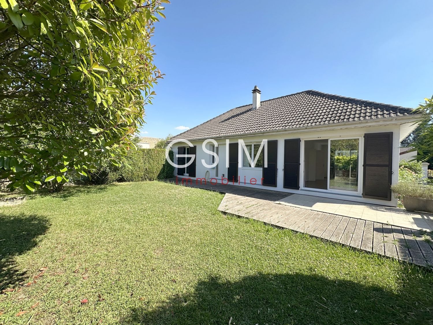 Maison à louer, 175m², Garches